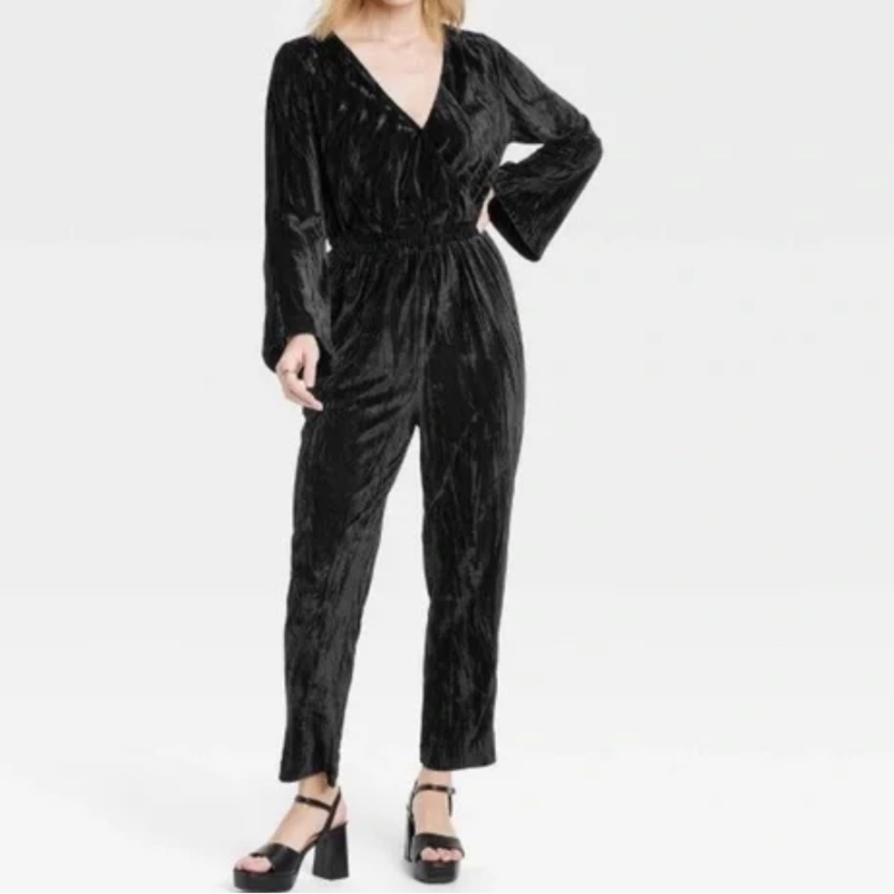 A New Day Women’s Jumpsuit Velvet Long Sleeve.    Color Black Size  S   …